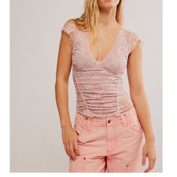 NWT FREE PEOPLE ✨ Lacey In Love Cami Mauve Chalk Size L - Picture 2 of 5